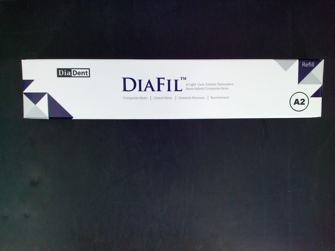 DIAFIL™ Micro-Hybrid Composite Spritze 4 g, A2