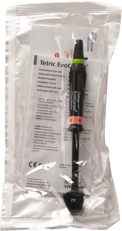 Tetric® EvoCeram Spritze 3 g A2