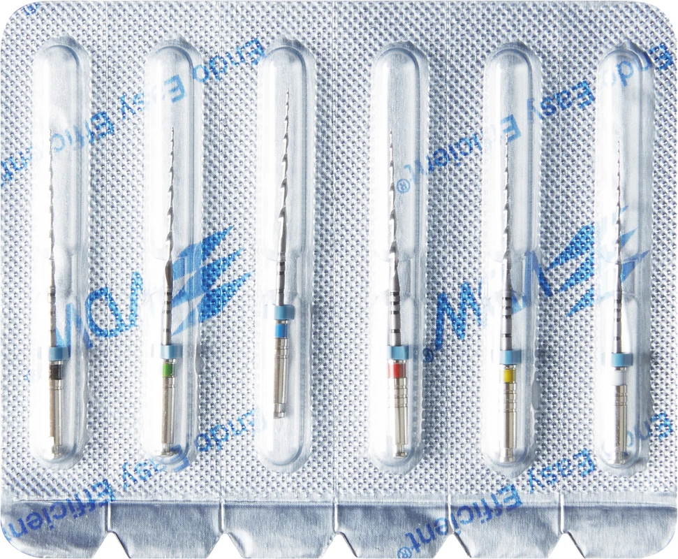 Mtwo® Blisterpackung 6 Instrumente (AT 25mm, 15/.05, 35/.04, 25/.07, AT 16 mm)