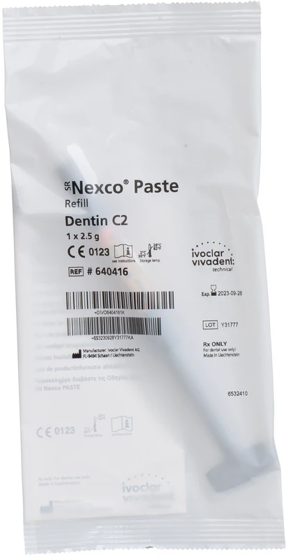 SR Nexco® Spritze 2,5 g Paste dentin C2