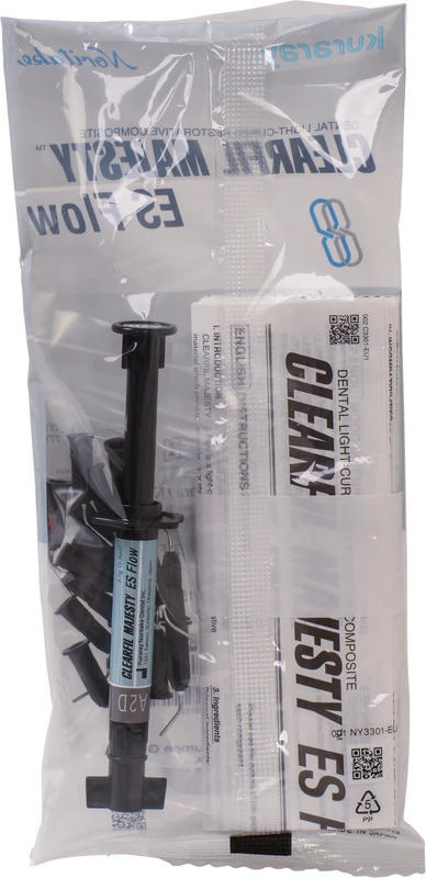 CLEARFIL MAJESTY™ ES Flow Packung 2,7 g Spritze low A2D, 15 Applikationsspitzen
