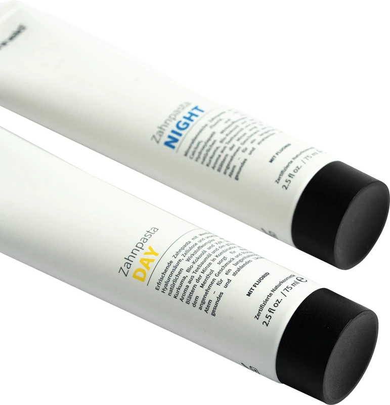 Zahnpasta Day & Night Packung 2 x 75 ml Tube