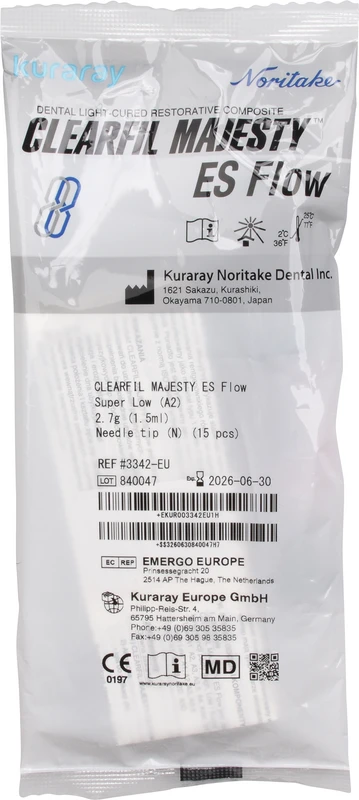 CLEARFIL MAJESTY™ ES Flow Packung 2,7 g Spritze super low A2