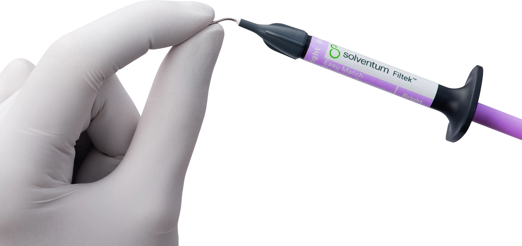 Solventum™ Filtek™ Easy Match Fließfähiges Komposit Packung 2 x 2 g Spritze Bright, 20 Tips