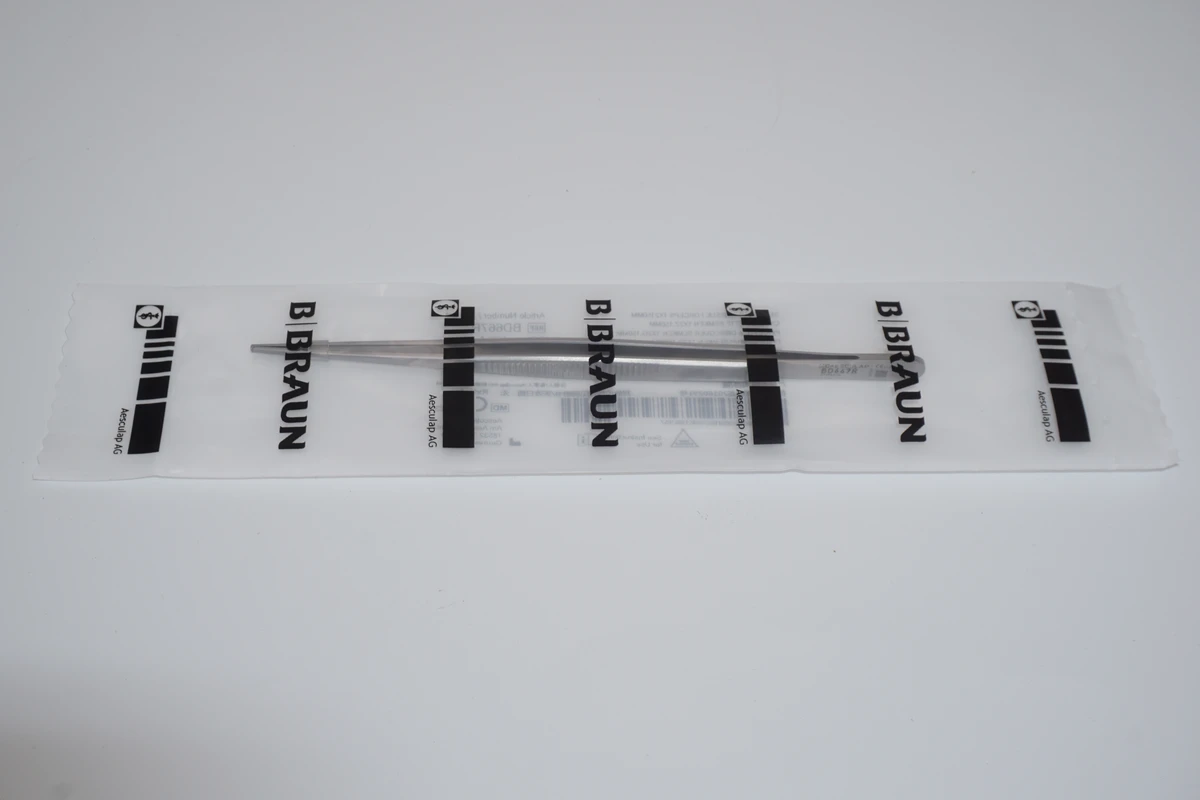 Feine Chirurgische Pinzetten nach Semken Stück gerade, feingliedrig, 150 mm