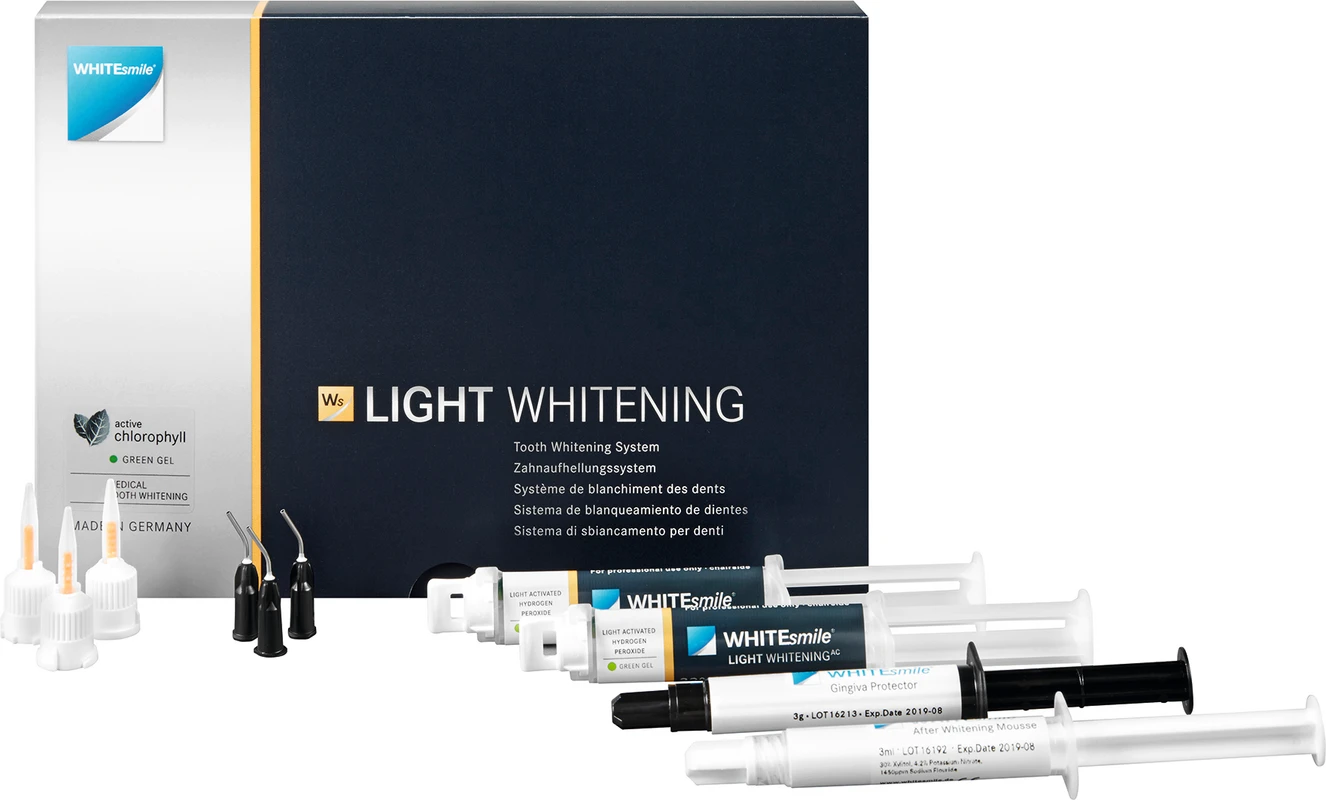 LIGHT WHITENING AC 32% 2-Patienten-Kit 2 x 2,5 ml Spritze (gemischt) grün, 1 x 3 g Gingiva Protector, 1 x 3 mal After Whitening Mousse, Zubehör LIGHT WHITENING AC 32% WHITEsmile