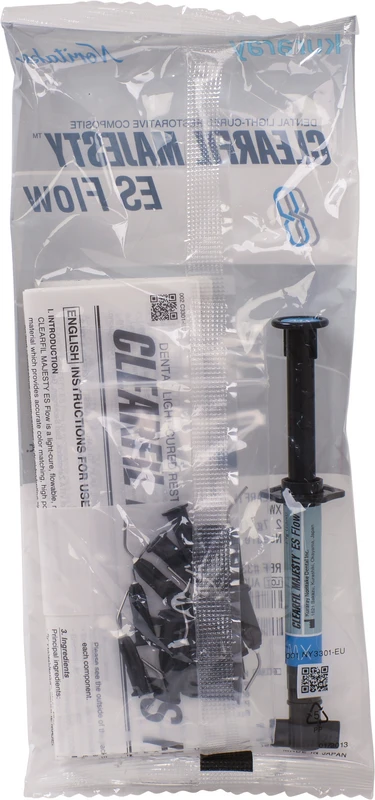 CLEARFIL MAJESTY™ ES Flow Packung 2,7 g Spritze low XW, 15 Applikationsspitzen