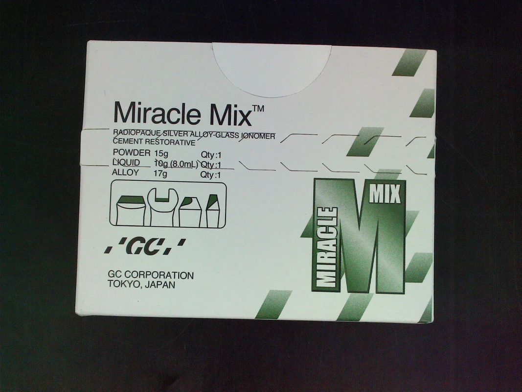 GC Miracle Mix Intro Packung 15 g Pulver, 8 ml Flüssigkeit, 17 g Silber-Legierung, Maßlöffel