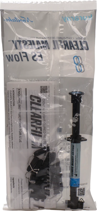 CLEARFIL MAJESTY™ ES Flow Packung 2,7 g Spritze low A3,5, 15 Applikationsspitzen