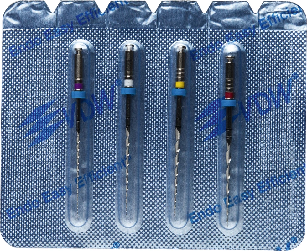 Mtwo® Sortiment 4 Instrumente 31 mm, Taper.04-06, ISO 010-025